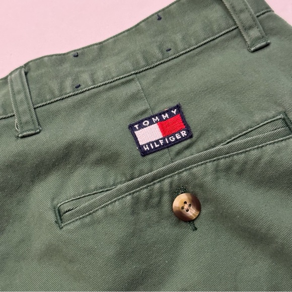 Vintage Tommy Hilfiger Green Shorts - Picture 3 of 4
